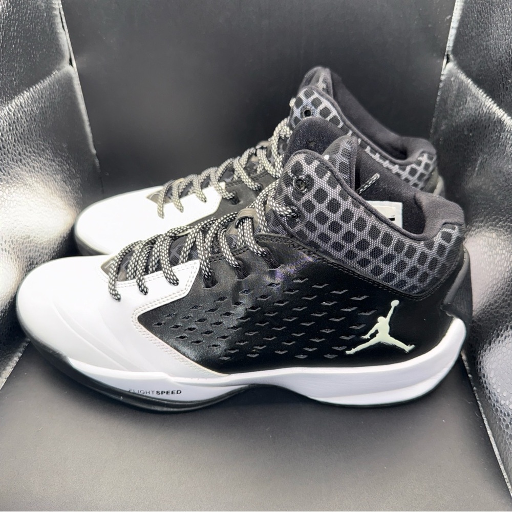 Size 9 - Air Jordan Rising High Black, 768931-025, Very Clean, No Box, Great - Picture 2 of 10